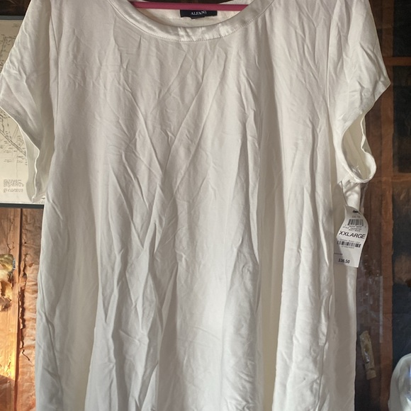 White Alfani shirt with satin collar - Picture 6 of 7